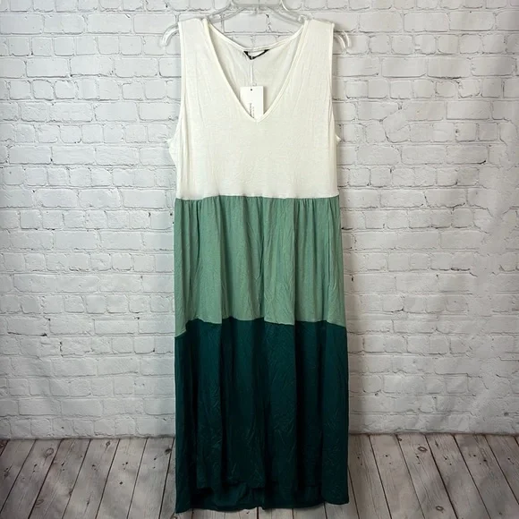 BloomChic Green & Ivory Colorblock Tiered Dress Size 10 - Picture 2 of 5